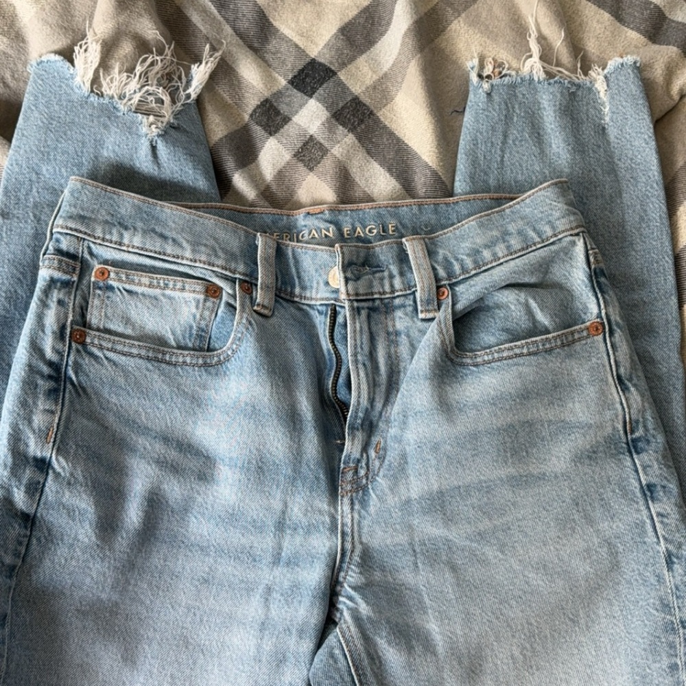 American eagle stretch ripped 90s skinny jeans